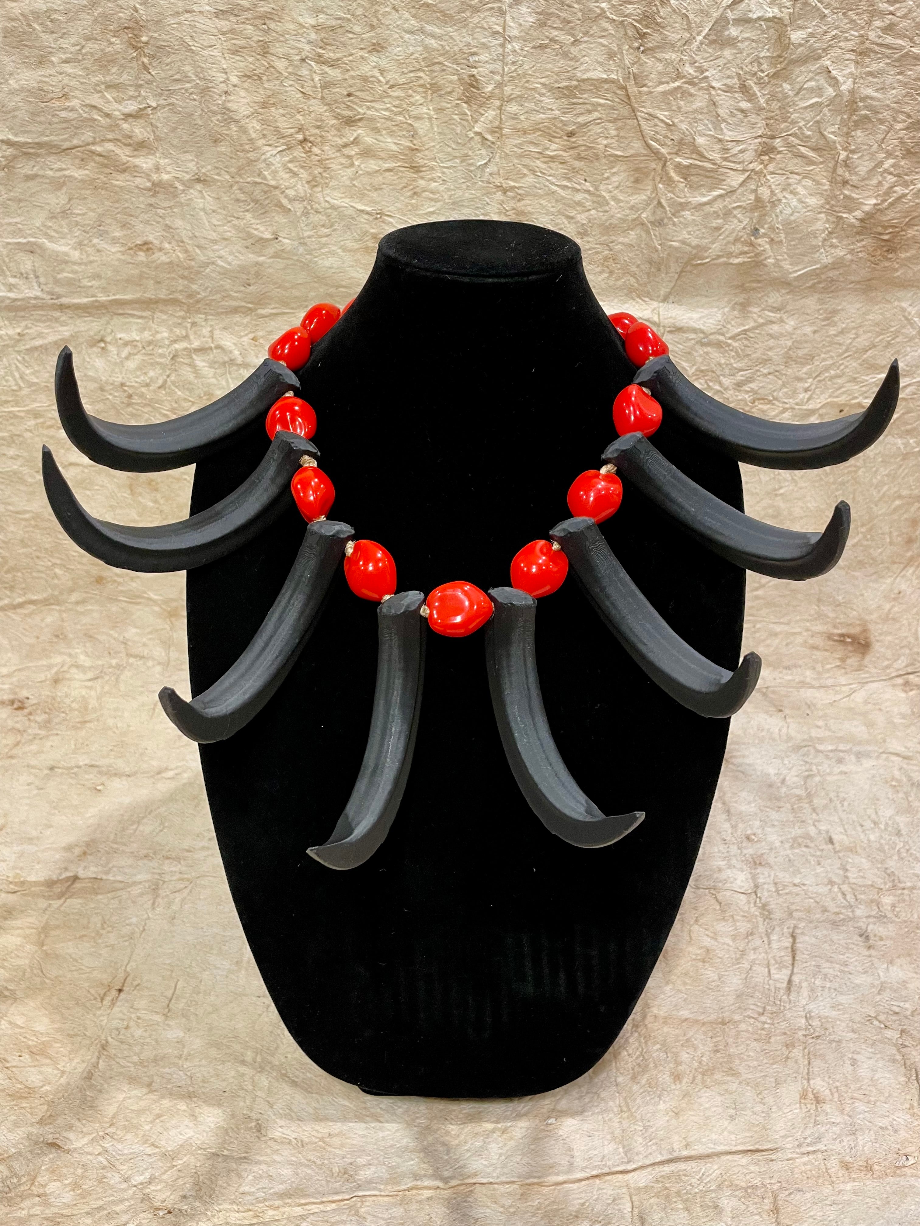 Ula Nifo- Tiʻitiʻi