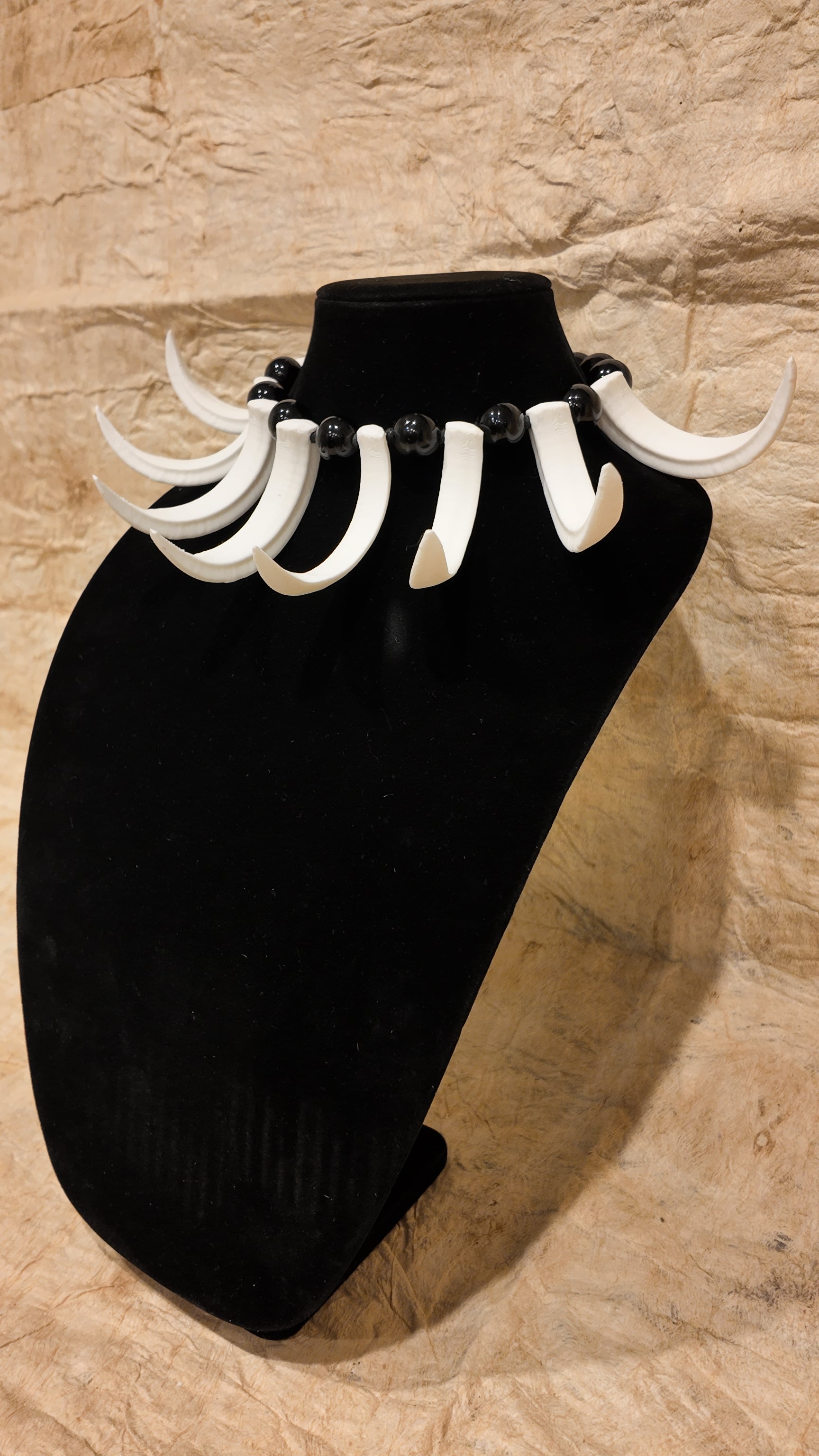 Ula Nifo- Small Tiʻitiʻi